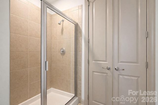 4620 Piedmont Row Drive, Charlotte, NC 28210