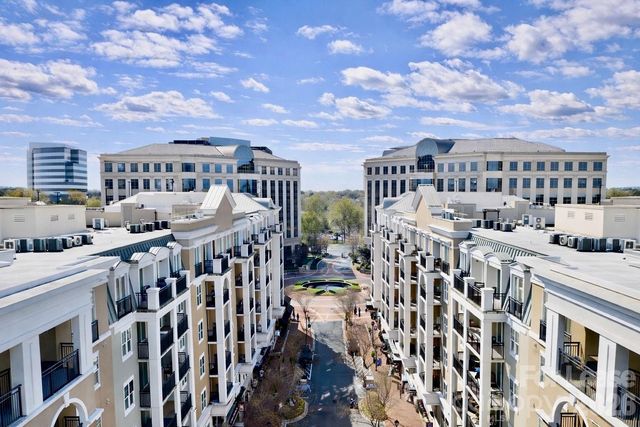 4620 Piedmont Row Drive, Charlotte, NC 28210