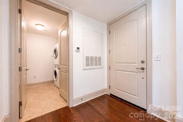 4620 Piedmont Row Drive, Charlotte, NC 28210