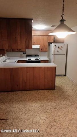 1332 Walker Road, Terry, MS 39170