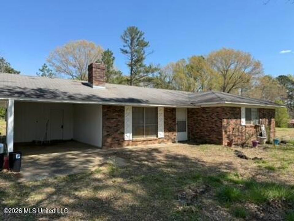 1332 Walker Road, Terry, MS 39170