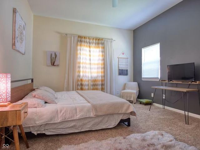 948 Albany Street, Indianapolis, IN 46203