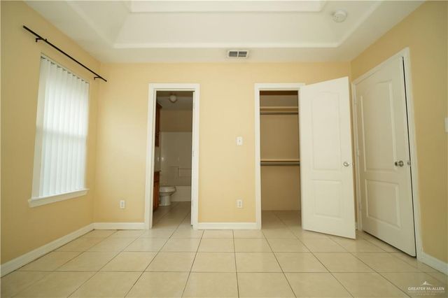 1607 W Bronze Drive, Pharr, TX 78577