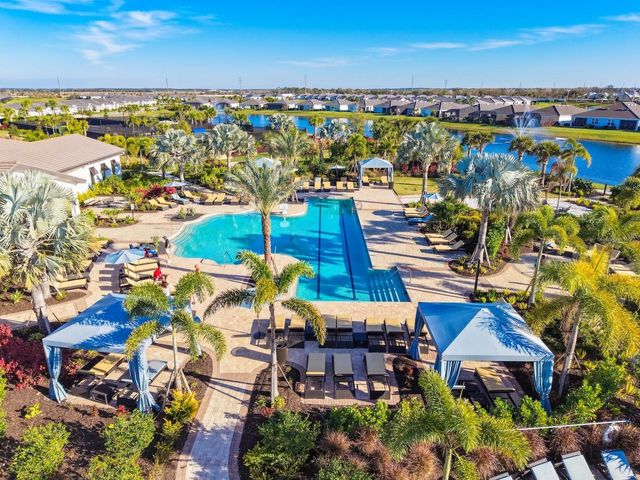 18244 CROPSIDE TRAIL, Bradenton, FL 34211