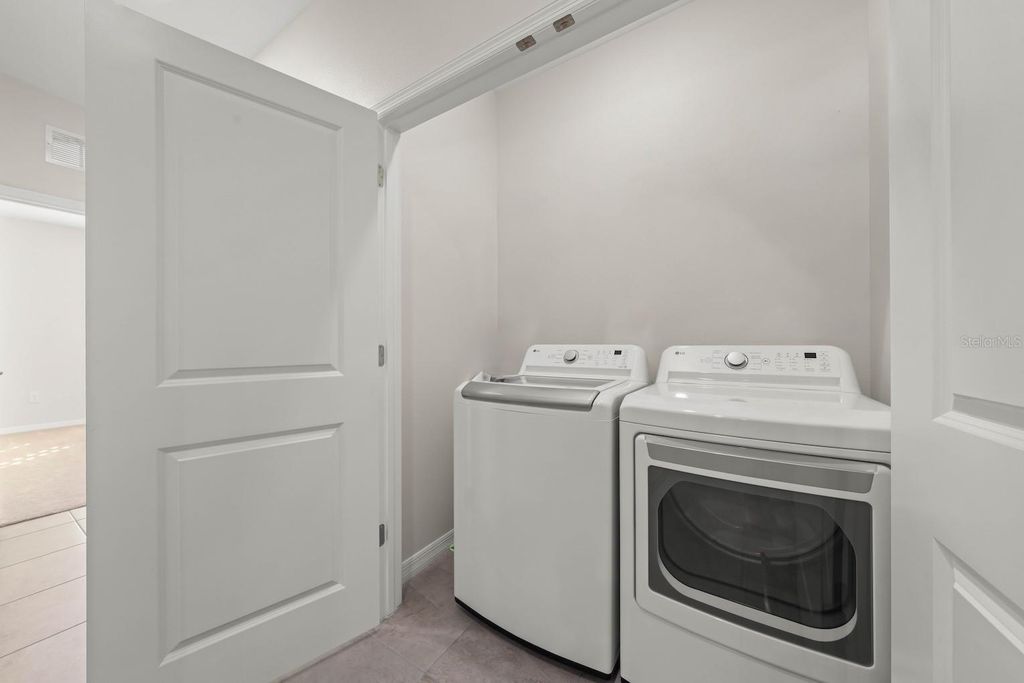 Image 31 of property listing at 18244 CROPSIDE TRAIL, Bradenton, FL 34211