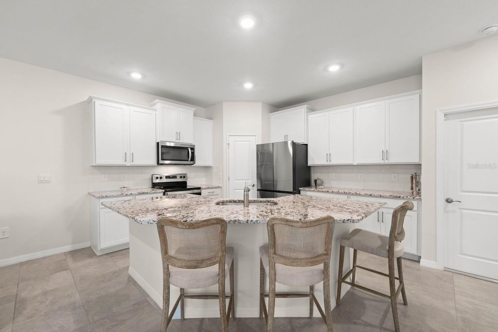 Image 6 of property listing at 18244 CROPSIDE TRAIL, Bradenton, FL 34211