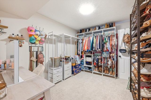 2644 AVENUE G, Council Bluffs, IA 51501