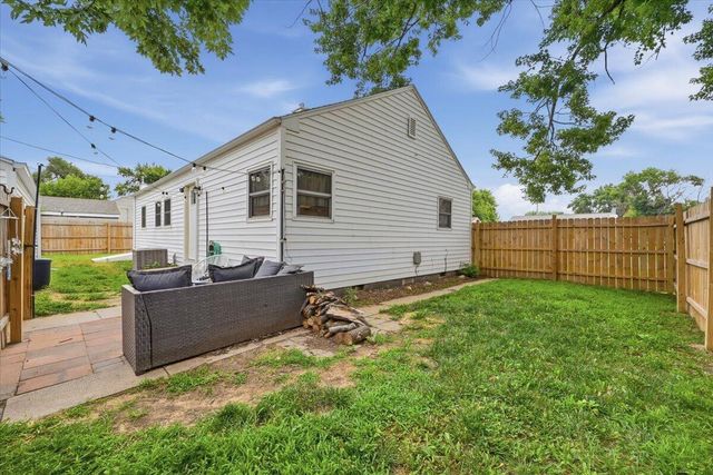 2644 AVENUE G, Council Bluffs, IA 51501