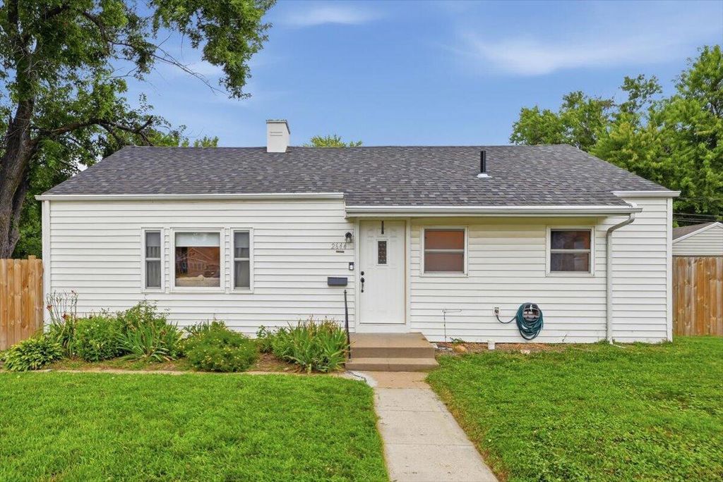 2644 AVENUE G, Council Bluffs, IA 51501