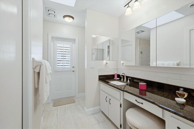 8 BRIDGE STREET, Englewood, FL 34223