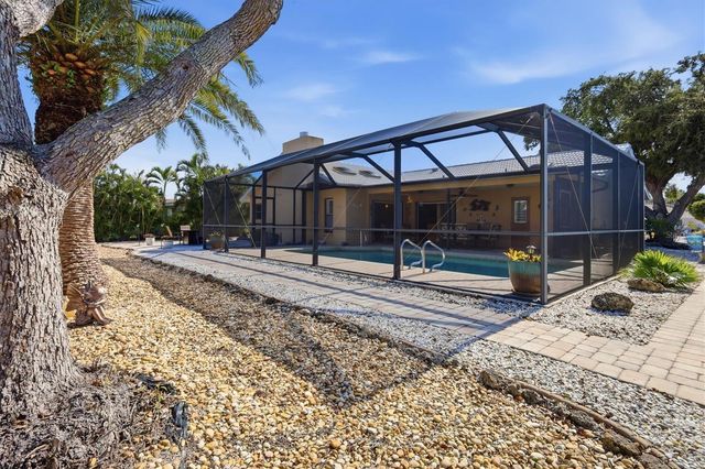 8 BRIDGE STREET, Englewood, FL 34223