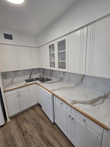 900 Bay Drive 721, Miami Beach, FL 33141