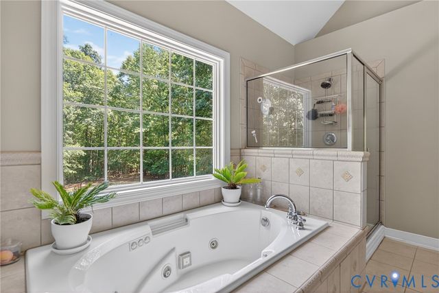 1830 Blackwood Dr, Maidens, VA 23102
