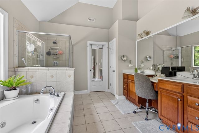 1830 Blackwood Dr, Maidens, VA 23102