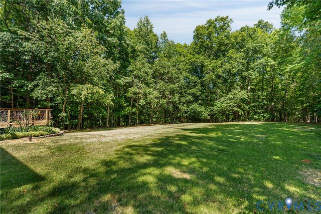 1830 Blackwood Dr, Maidens, VA 23102
