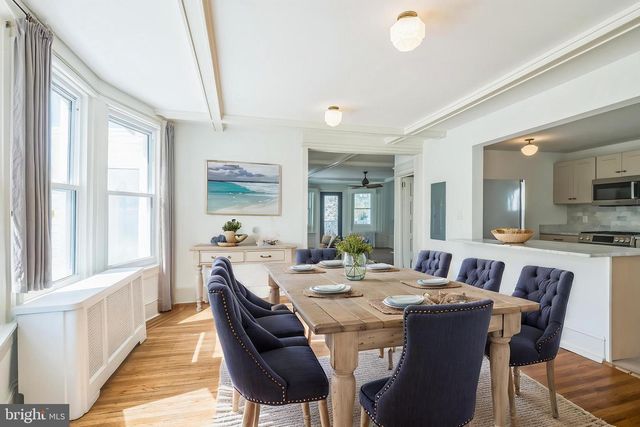 3 N SURREY AVE, Ventnor City, NJ 08406