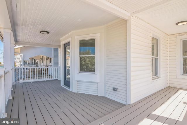 3 N SURREY AVE, Ventnor City, NJ 08406