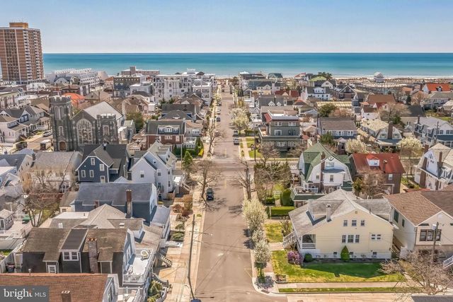 3 N SURREY AVE, Ventnor City, NJ 08406