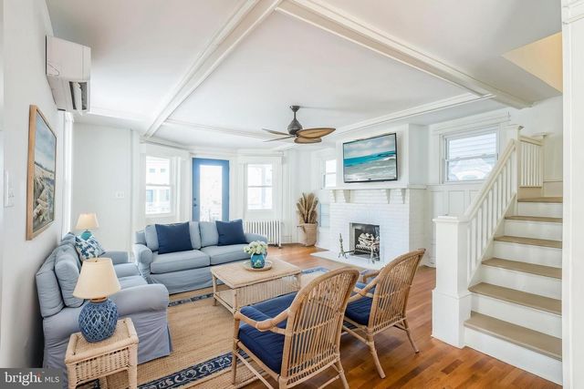 3 N SURREY AVE, Ventnor City, NJ 08406