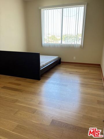 10465 Eastborne Avenue 301, Los Angeles, CA 90024