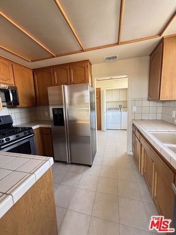 10465 Eastborne Avenue 301, Los Angeles, CA 90024