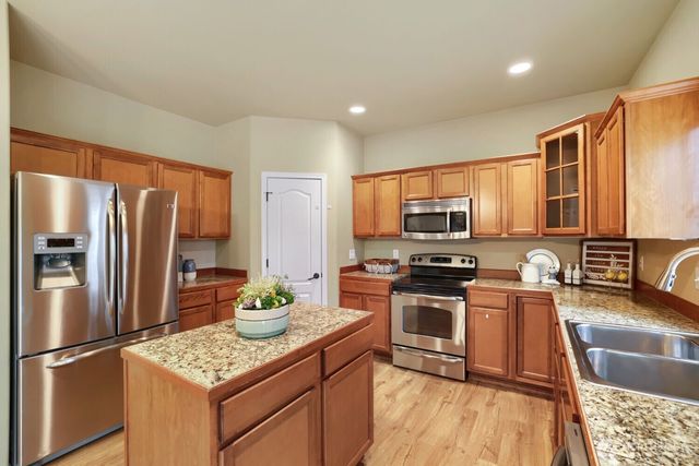 215 196th Place SW, Bothell, WA 98012