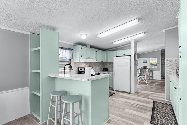 688 Malaga Place, Panama City Beach, FL 32413