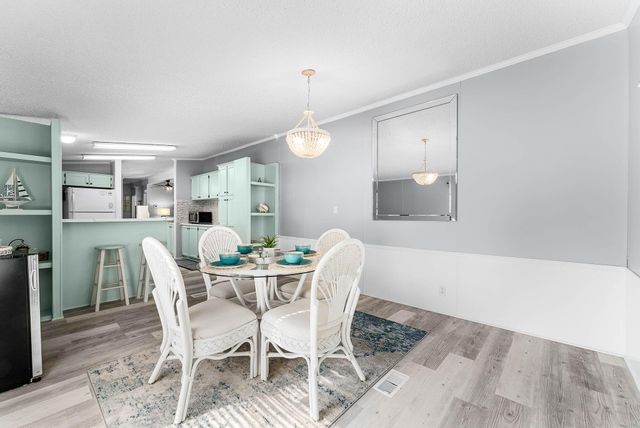 688 Malaga Place, Panama City Beach, FL 32413