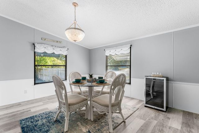 688 Malaga Place, Panama City Beach, FL 32413