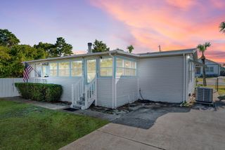 688 Malaga Place, Panama City Beach, FL 32413