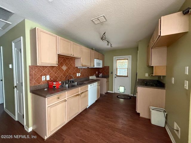 446 VERMONT Avenue, Green Cove Springs, FL 32043