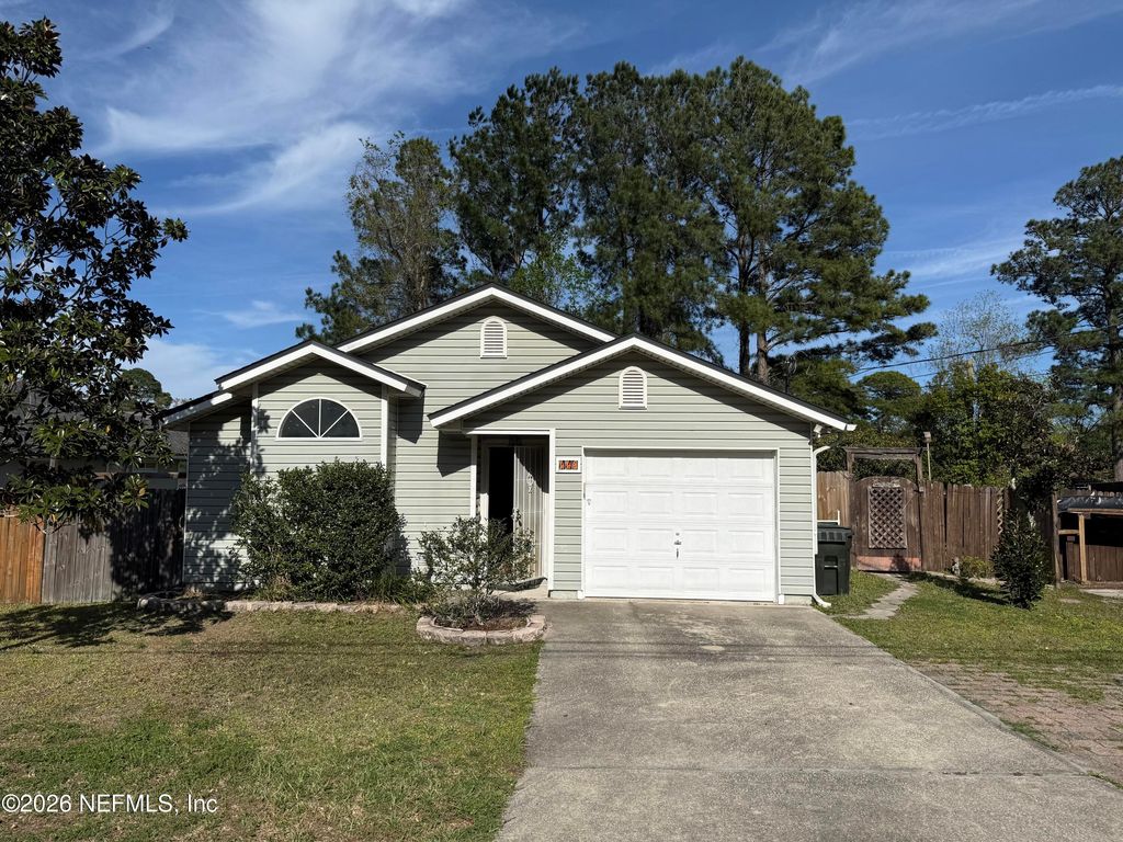 446 VERMONT Avenue, Green Cove Springs, FL 32043