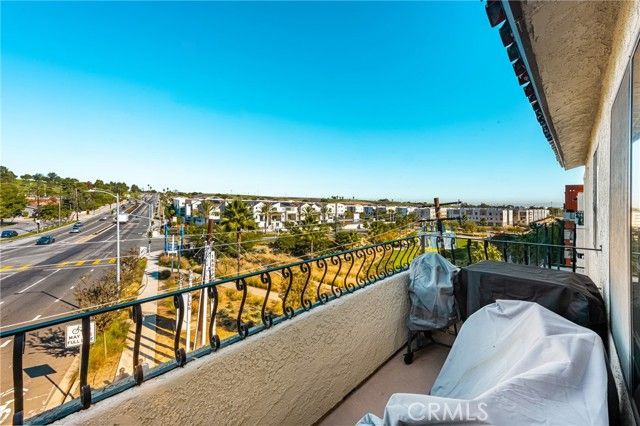 27980 S Western 303, San Pedro (los Angeles), CA 90732