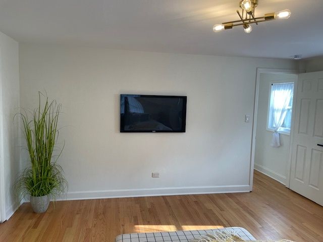 3809 W Wabansia Avenue, Chicago, IL 60647
