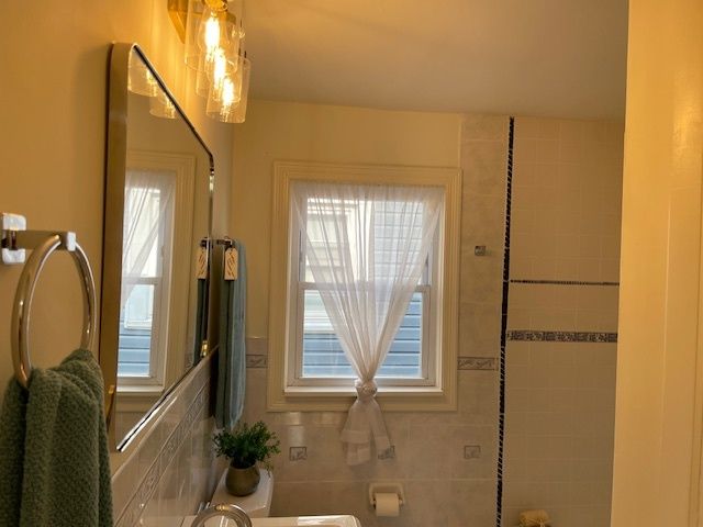 3809 W Wabansia Avenue, Chicago, IL 60647