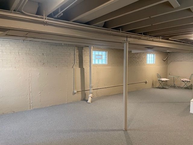 3809 W Wabansia Avenue, Chicago, IL 60647