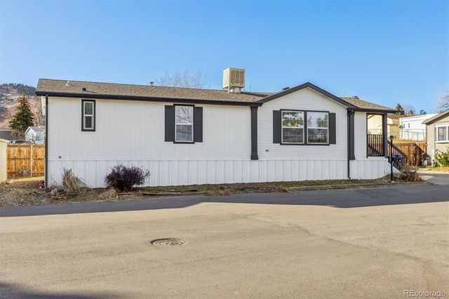 118 West Street, Golden, CO 80401