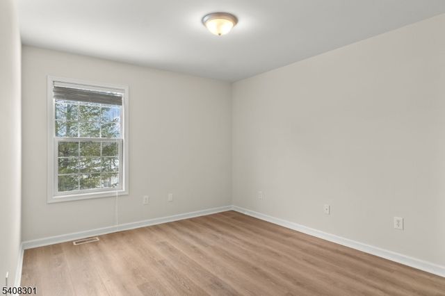 19 Winding Way, Hardyston Twp., NJ 07419