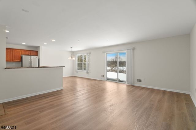 19 Winding Way, Hardyston Twp., NJ 07419