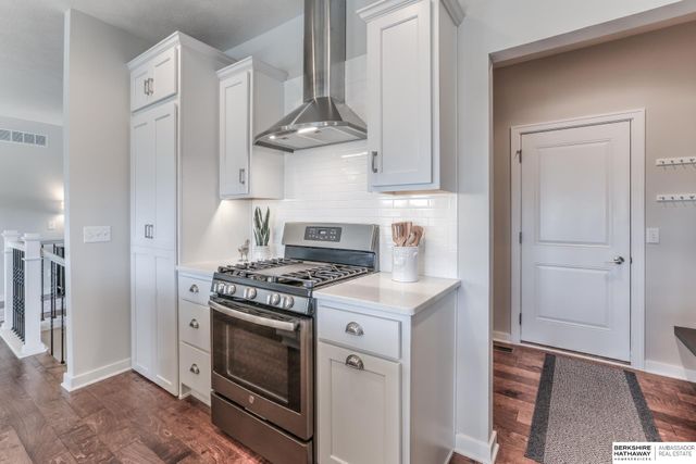 19318 Franklin Circle, Omaha, NE 68022