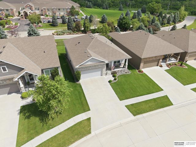 19318 Franklin Circle, Omaha, NE 68022