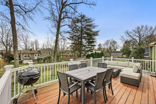 6 Jason Lane, Mamaroneck, NY 10543