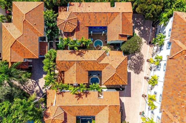 1626 Estuary Way, Delray Beach, FL 33483