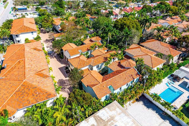 1626 Estuary Way, Delray Beach, FL 33483