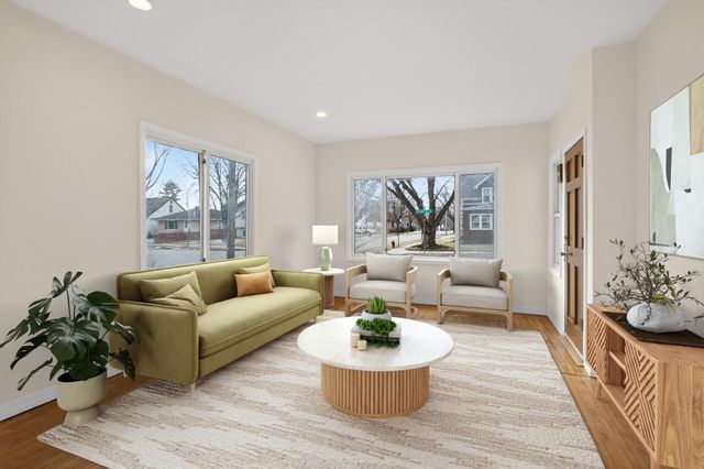 3900 Perry Avenue N, Robbinsdale, MN 55422