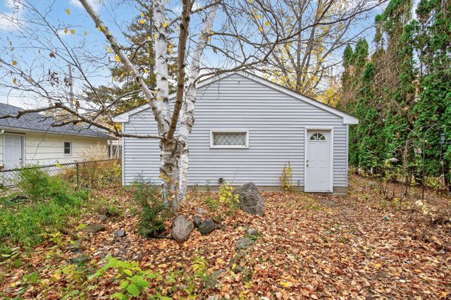 3900 Perry Avenue N, Robbinsdale, MN 55422