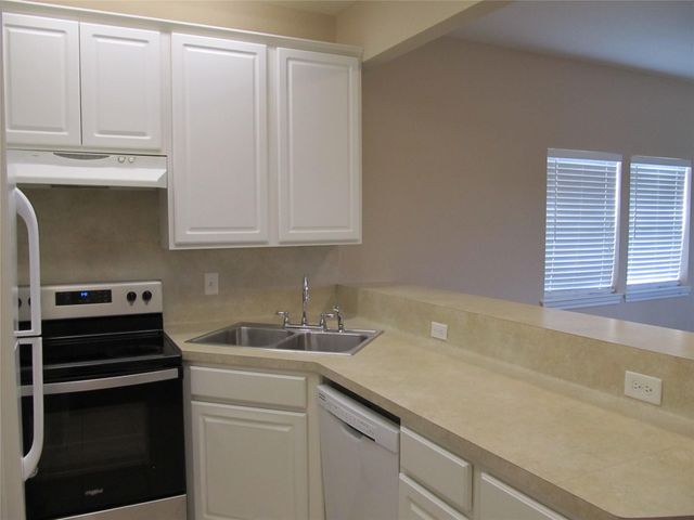 903 16th Street, San Leon, TX 77539