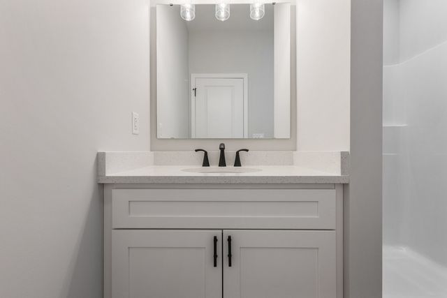 2246 Maggie Lane, Sycamore, IL 60178