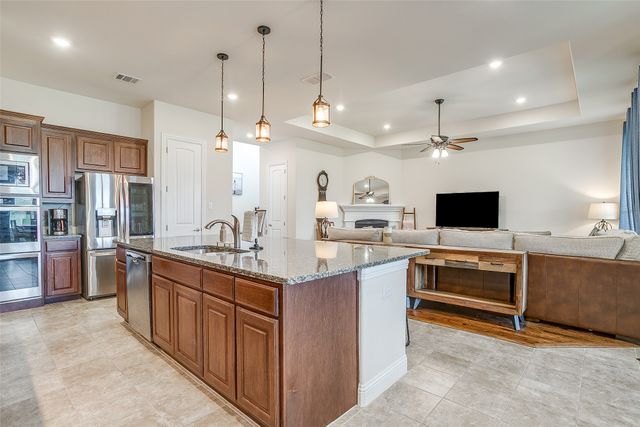 2705 Fireside Lane, Denton, TX 76201