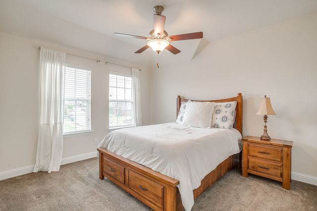 2705 Fireside Lane, Denton, TX 76201
